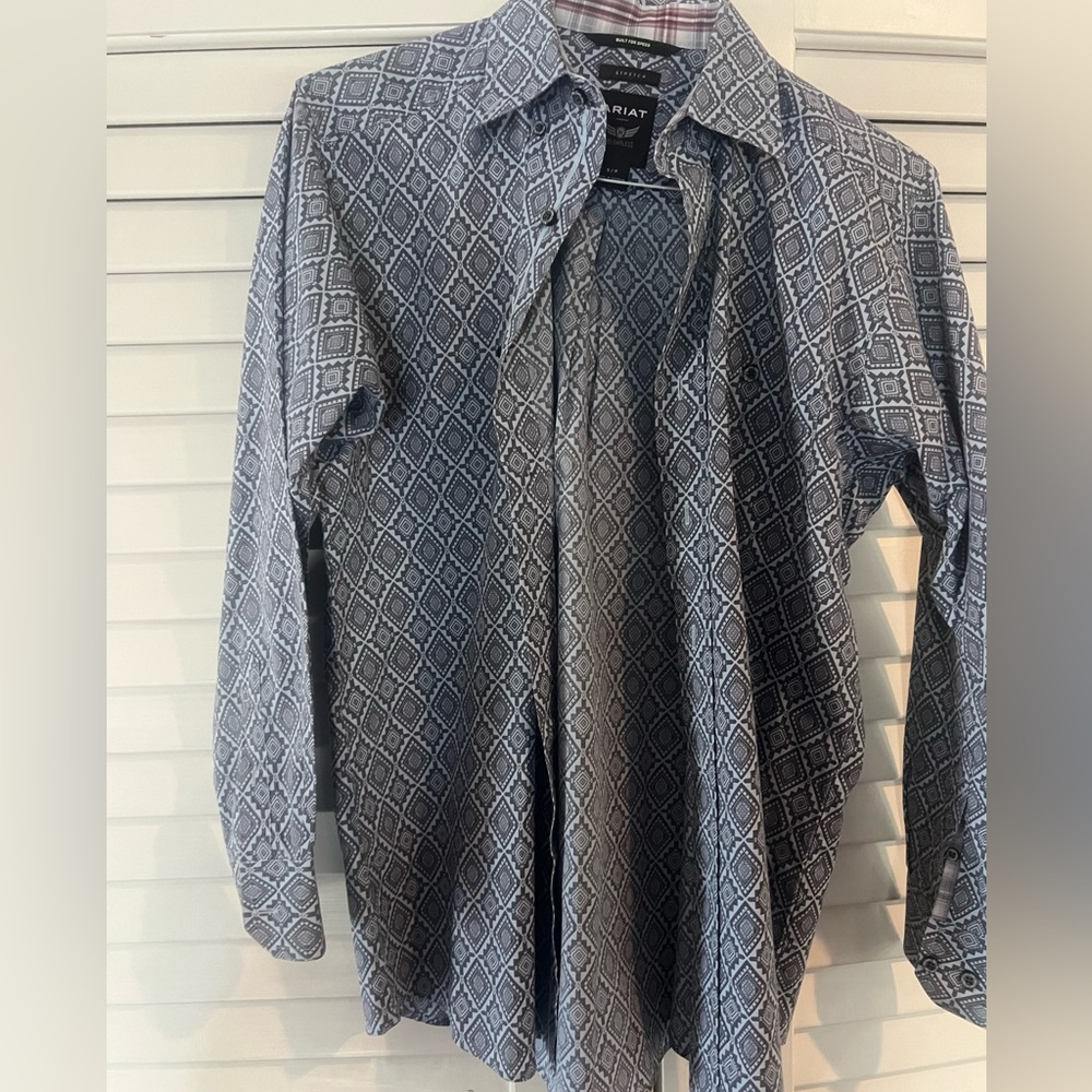 Men’s Ariat Button Down, Size Small